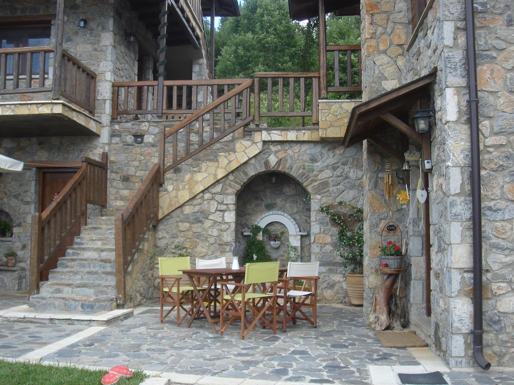 Ferienwohnung Efharis Filoxenon Pheneos Zimmer foto