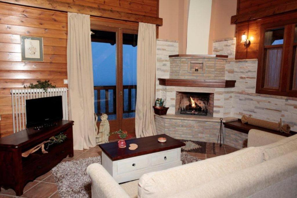 Ferienwohnung Efharis Filoxenon Pheneos Zimmer foto